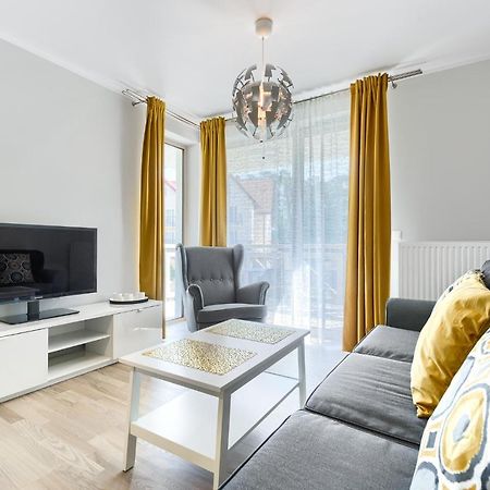 Apartament Bursztynowy Rezydencja Park Миелно Екстериор снимка