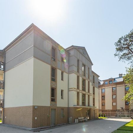 Apartament Bursztynowy Rezydencja Park Миелно Екстериор снимка