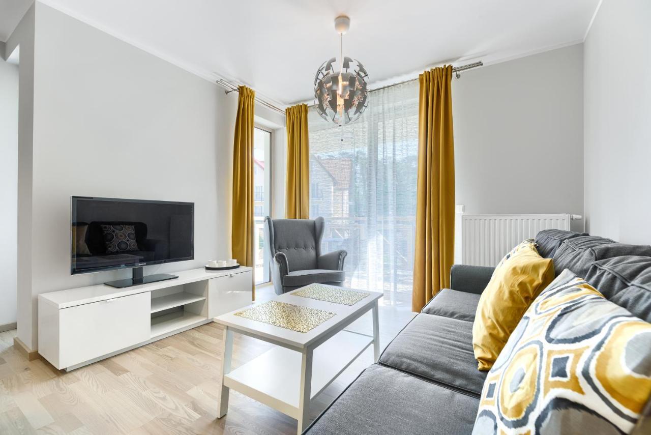 Apartament Bursztynowy Rezydencja Park Миелно Екстериор снимка