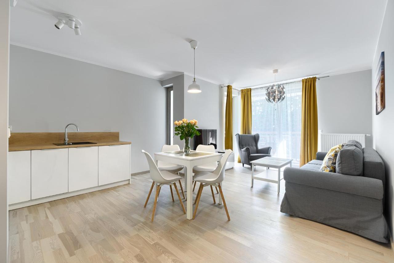 Apartament Bursztynowy Rezydencja Park Миелно Екстериор снимка